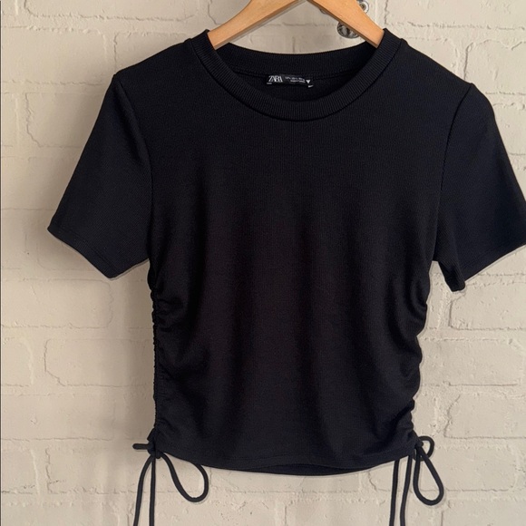 Zara cinched top cropped ribbed large short sleeve stretch poly elastane blend - Picture 1 of 3